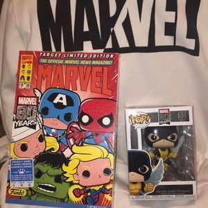 Funko 👑  🎯 Limited Edition T-Shirt L & POP Toy